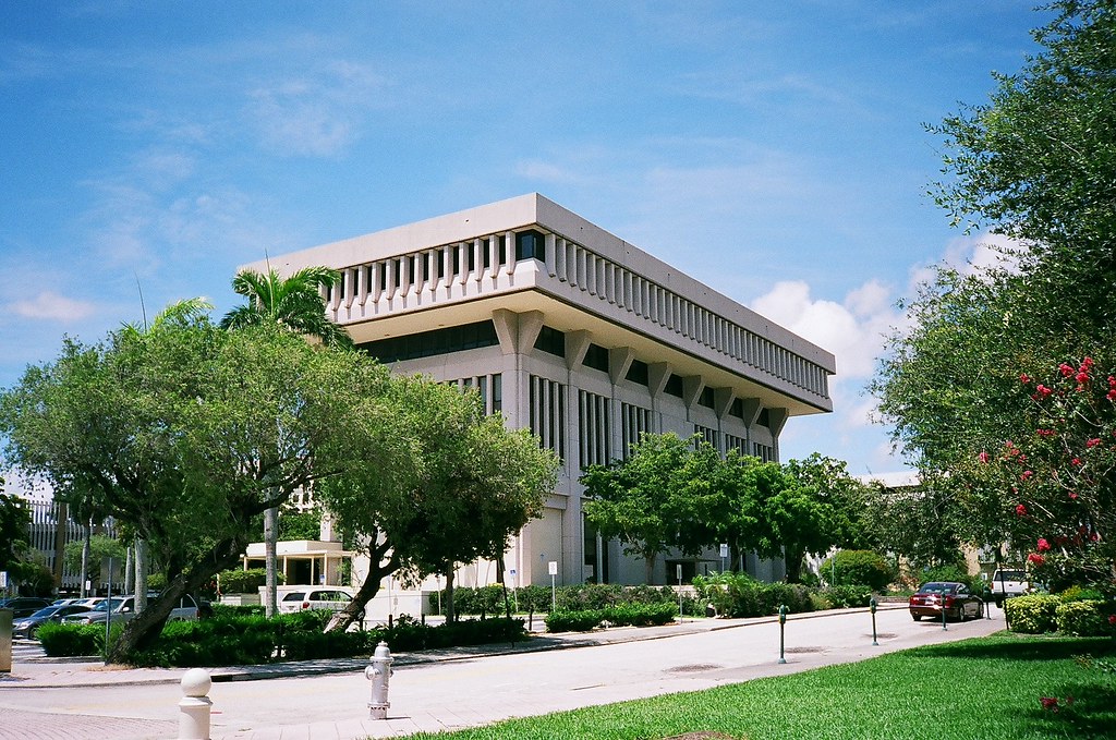 West Palm Beach Approves 2027 Budget: Water Bills Rise, Road Work Begins October